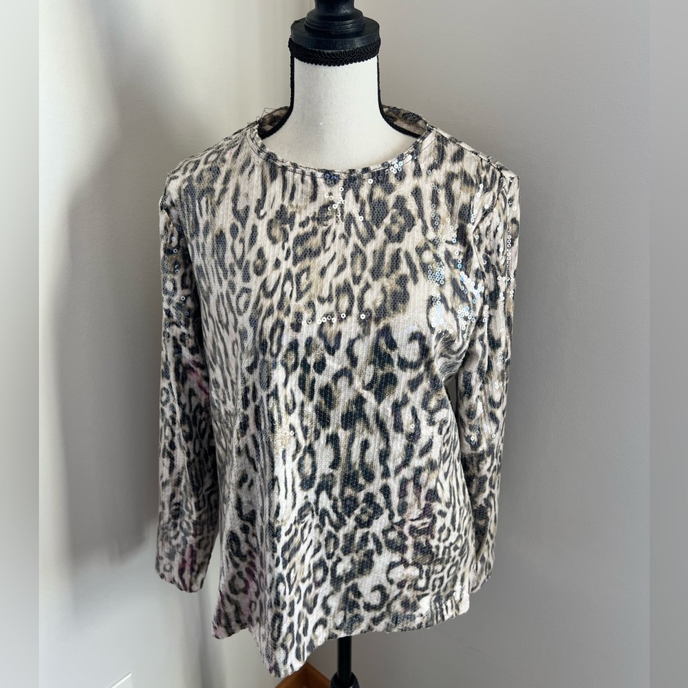 Sequined leopard top ✨ 🐆 - Picture 6 of 12